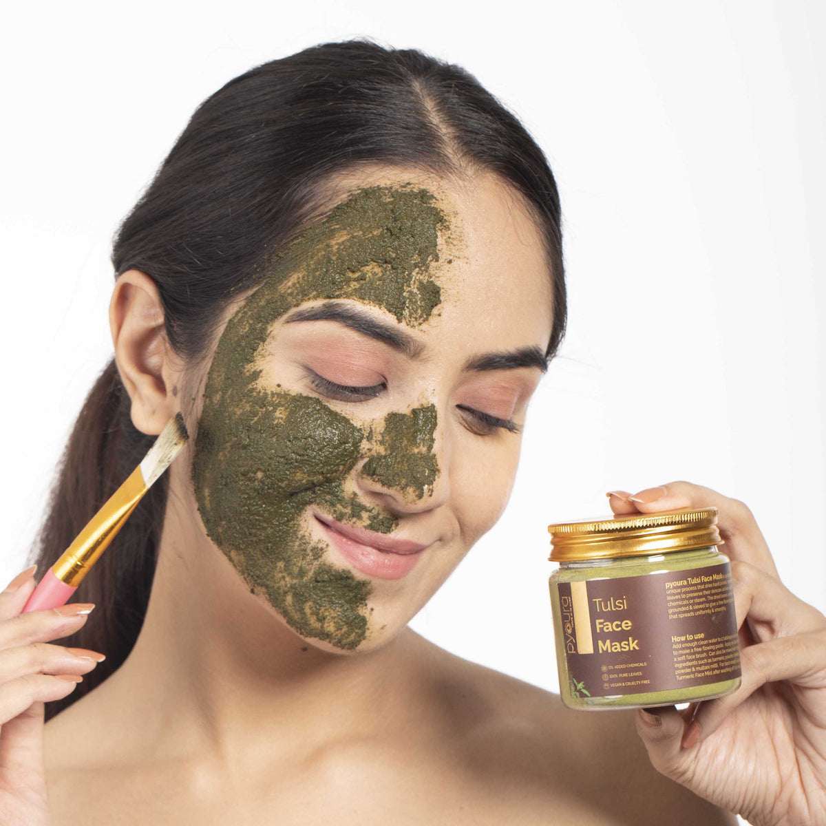 Tulsi Face Mask <h4> Harness the anti-oxidating power of tulsi for a youthful skin<h4><h6>Uniquely dried to preserve their skin caring activites.  No preservatives added.<h6>